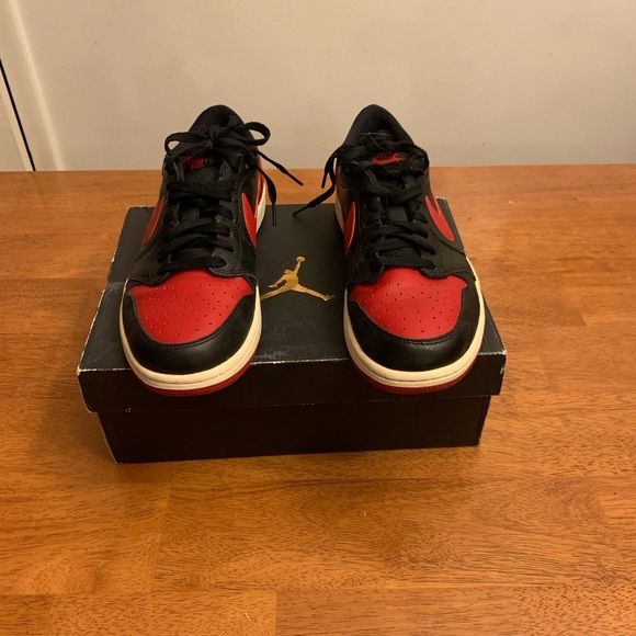 Jordan 1 low bred. 2015 - Picture 2 of 9